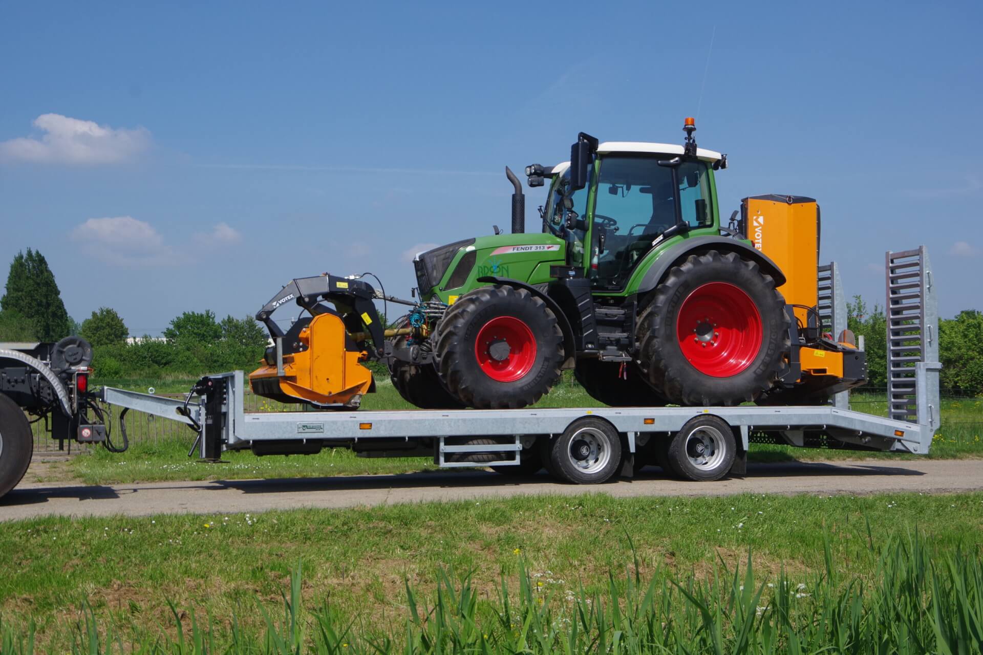 19 T Tandemdieplader met 313 lv 2