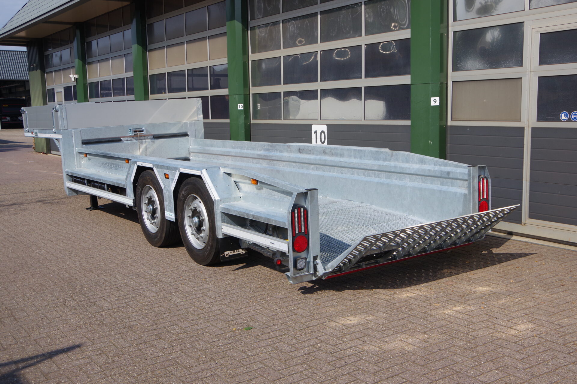 25 T Superdieplader 6,5 x 1,92 m pneumatische klep