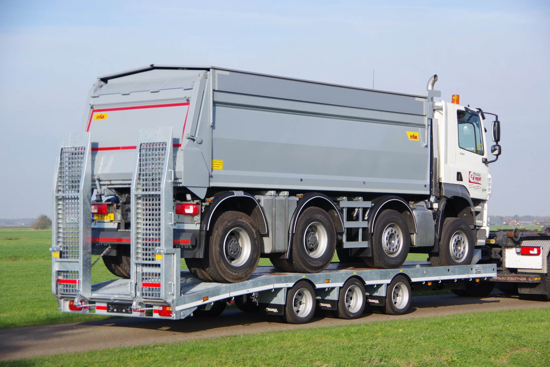 25 T tridem 8,50 m met DAF ra 2