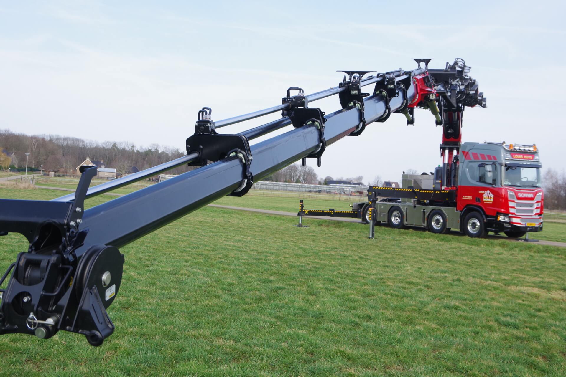 32 m uitgeschoven Palfinger165 TM