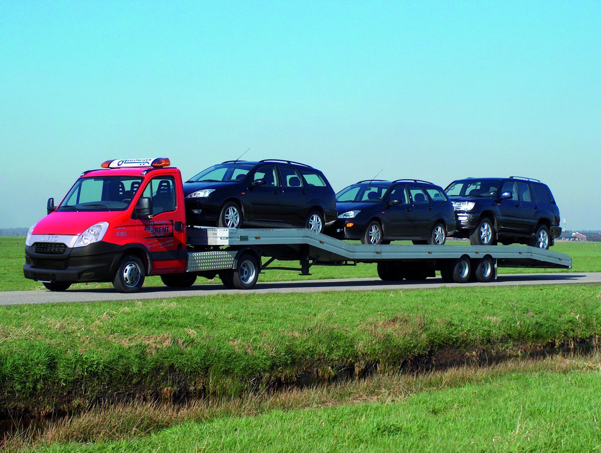 auto transport oplegger Iveco Daily