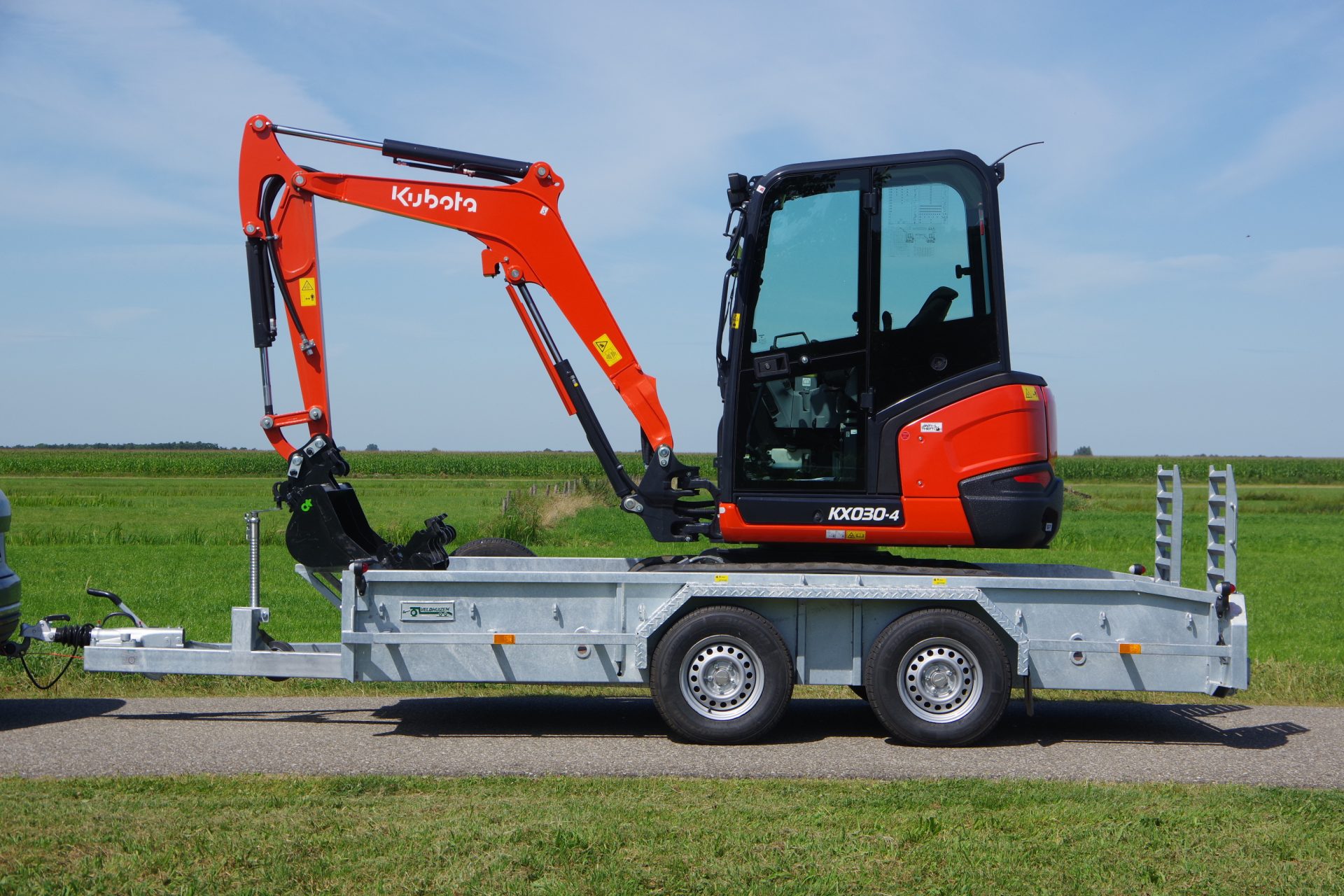 3,85 T Dielader 4x1,8 m met Kubota KX 30-4 lz 1