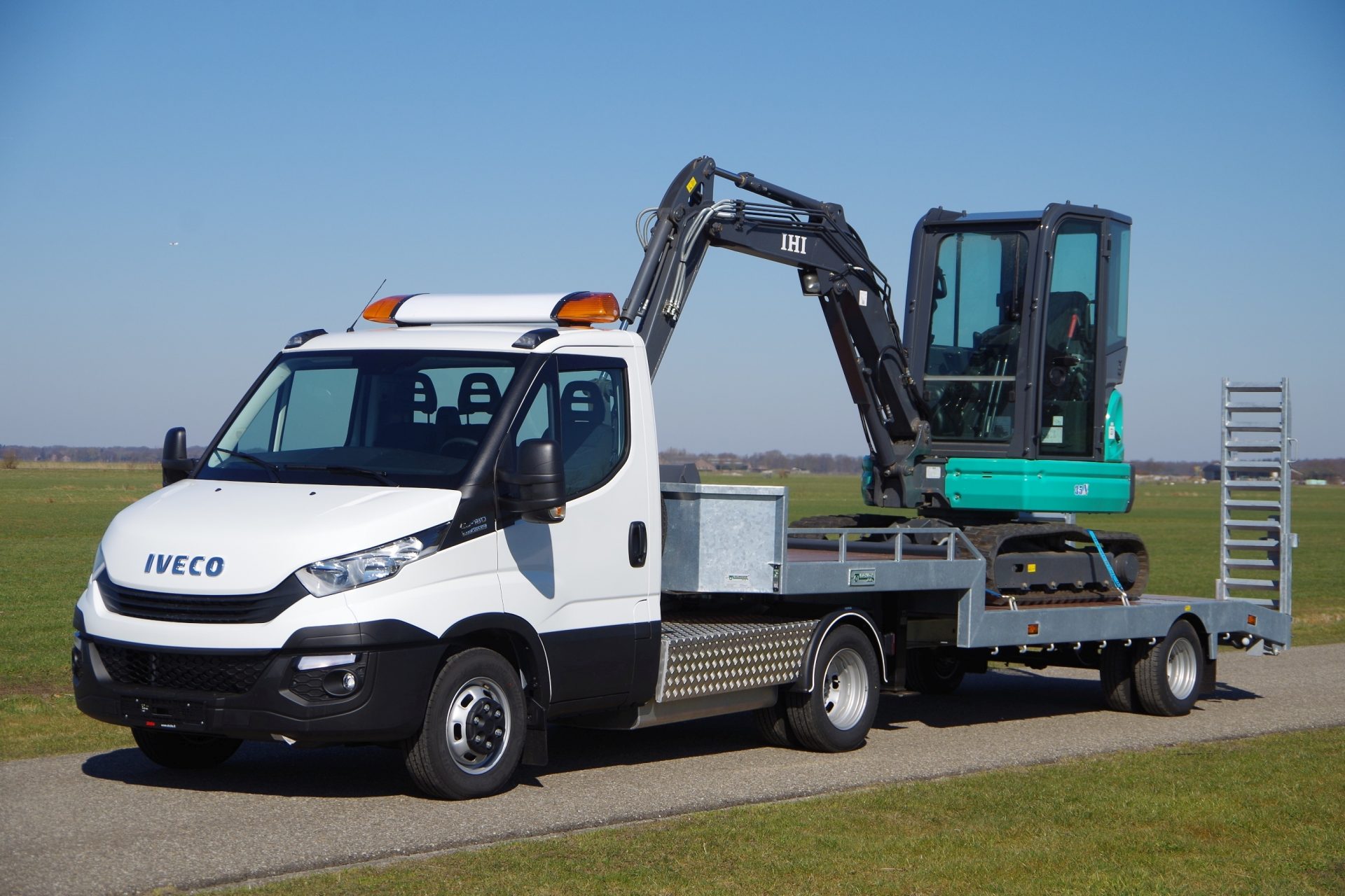 40 C18 met 4m en IHI 35 lv 1