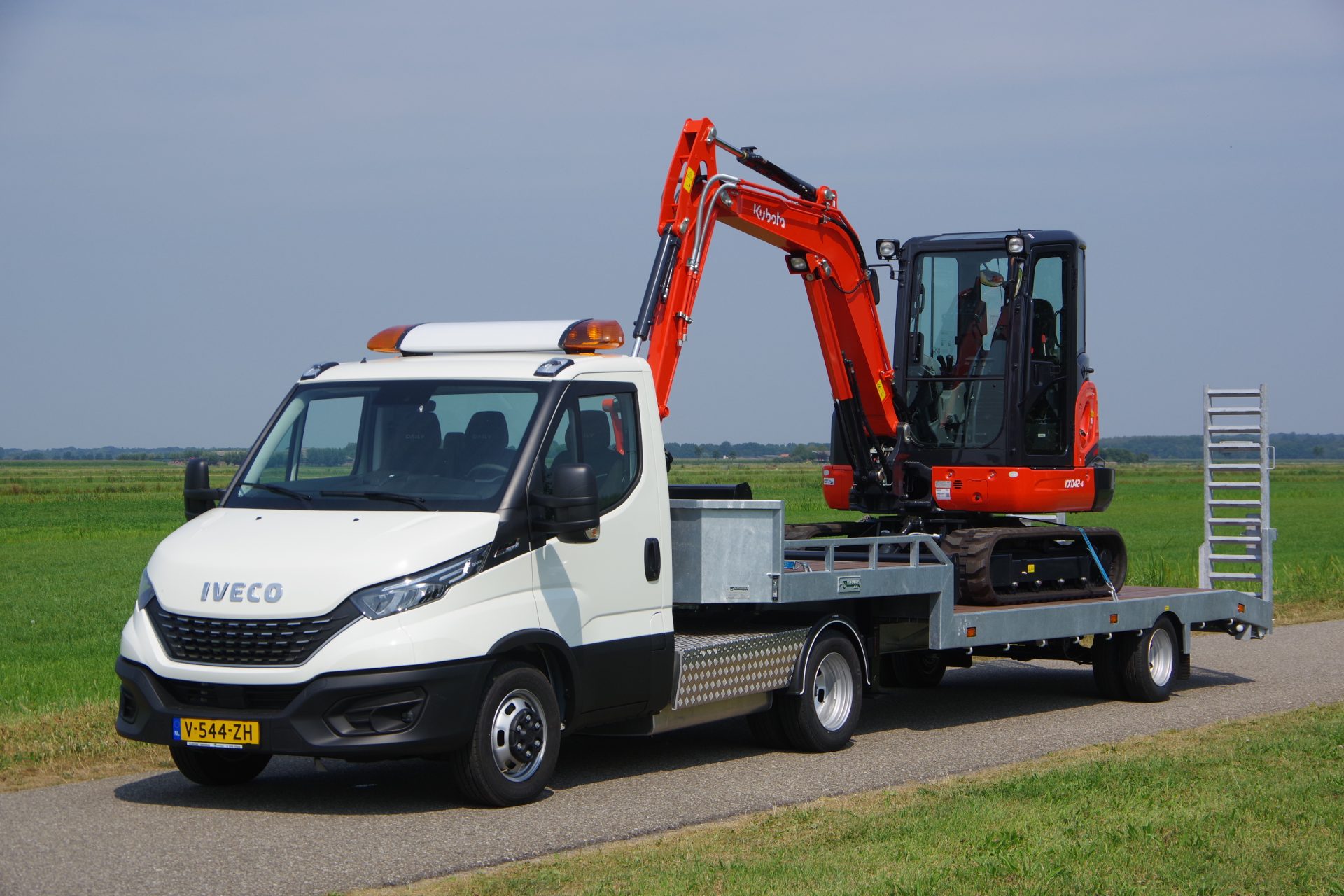 40 C18 met 5m Semi en Kubota KX 42-3 lv 1