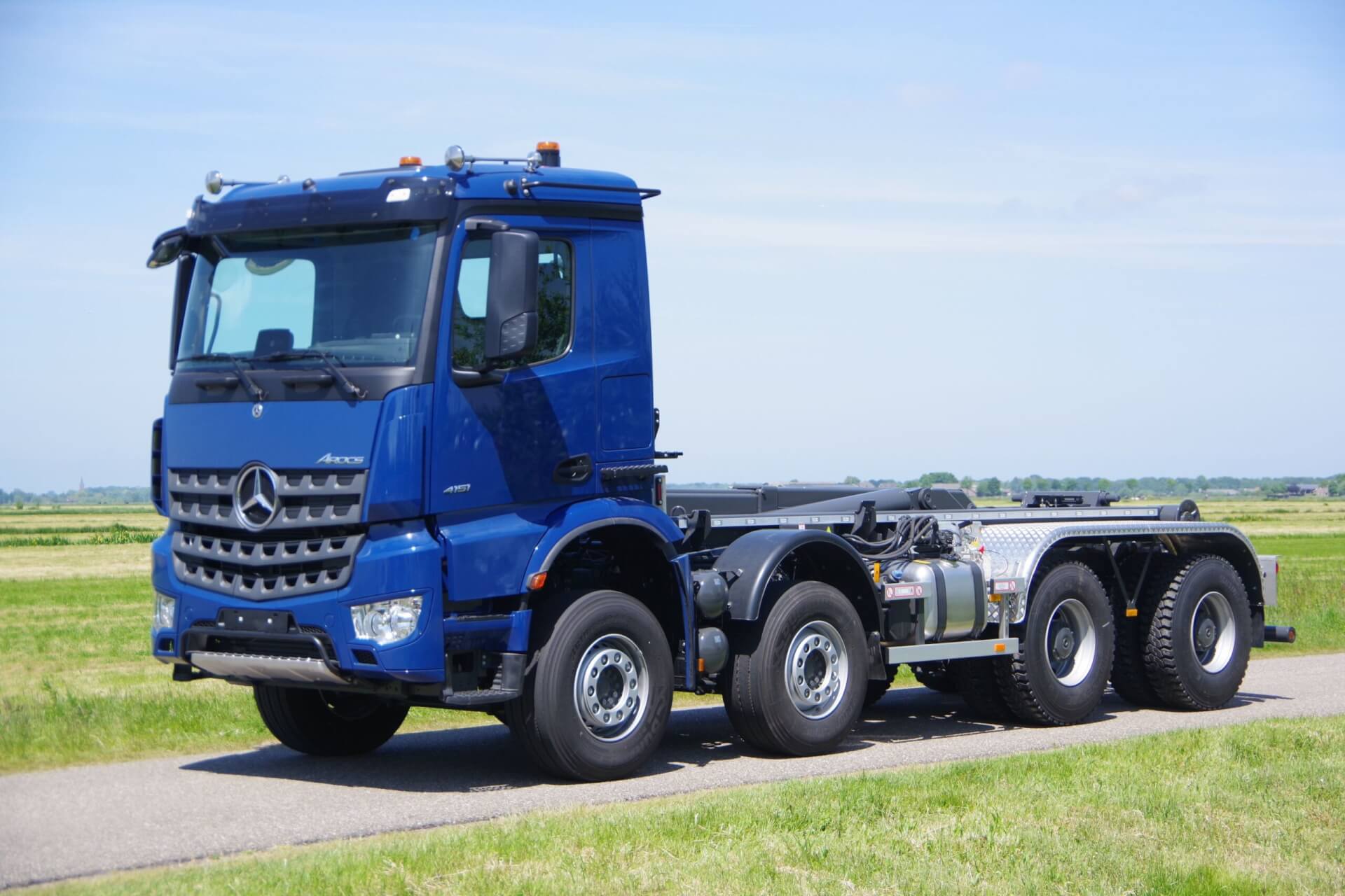 Arocs 4351 Wide-Spread vd Loo VDL_Haakarm lv 1 gw