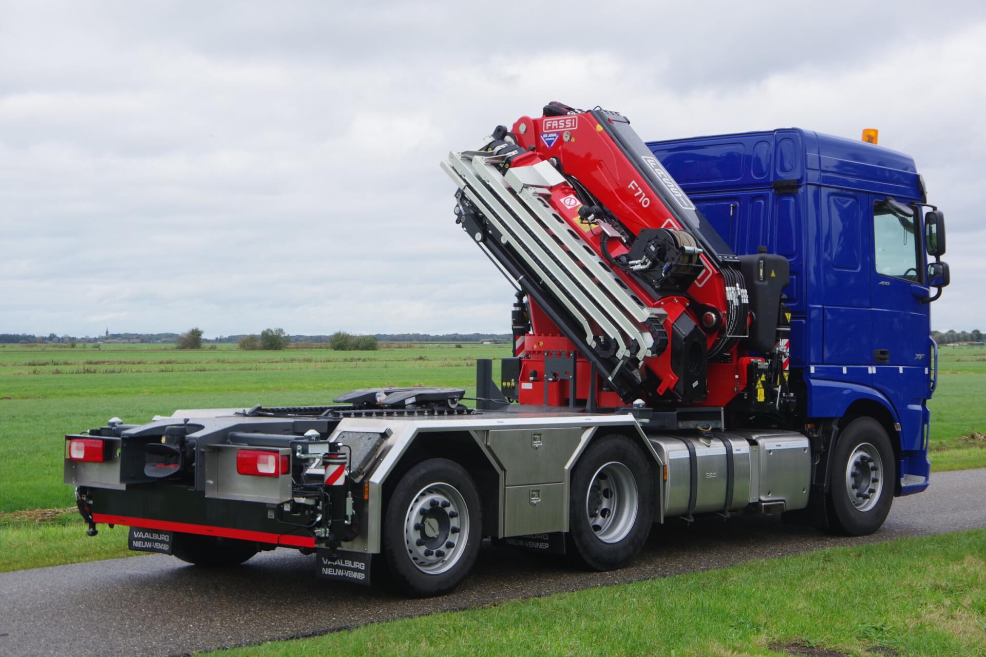DAF 6x2 Wide Spread Gerjac met Fassi 710N ra