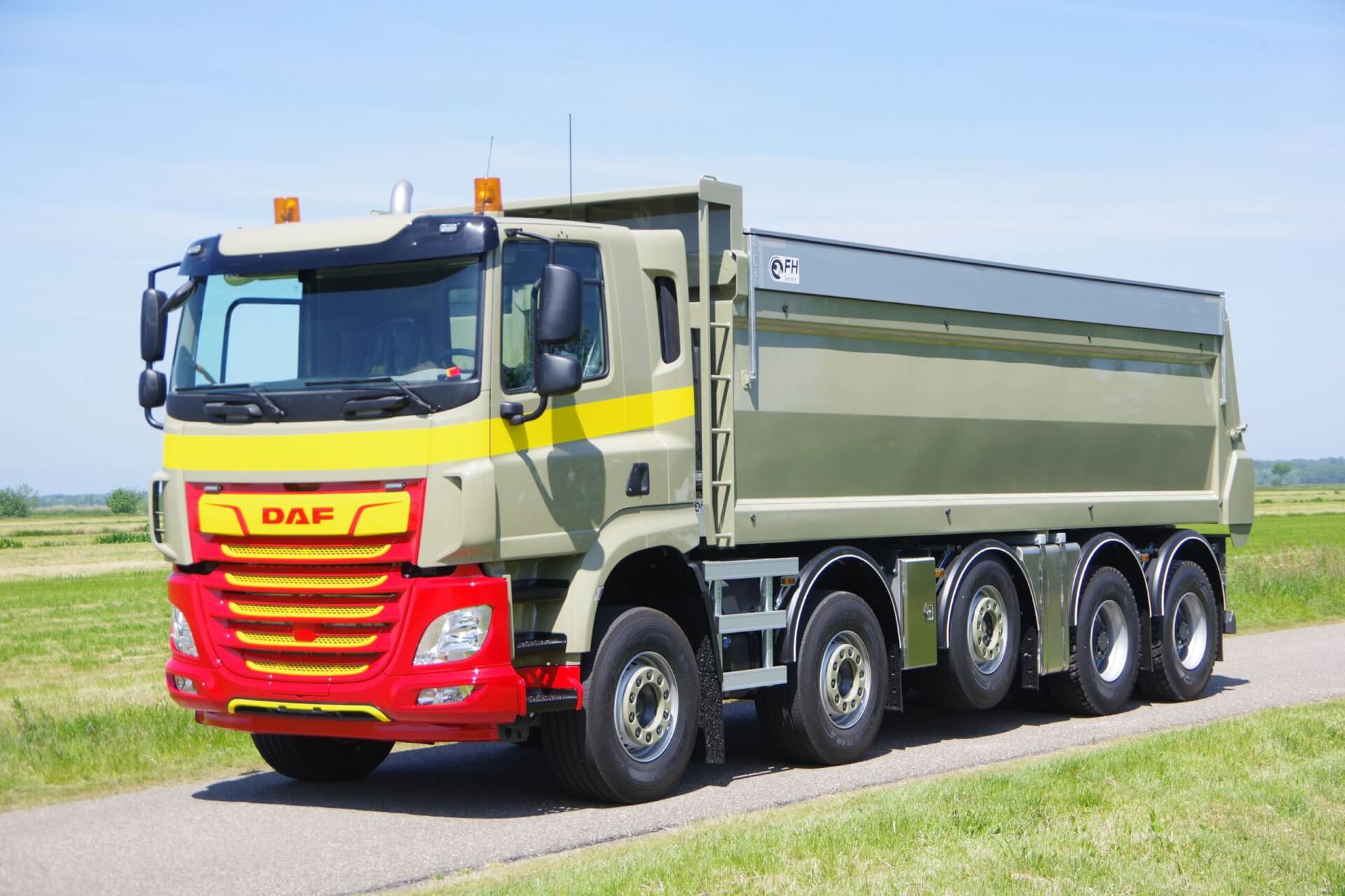 DAF_10x4_v Halem_VELDHUIZEN_HYVA lv 1 gw