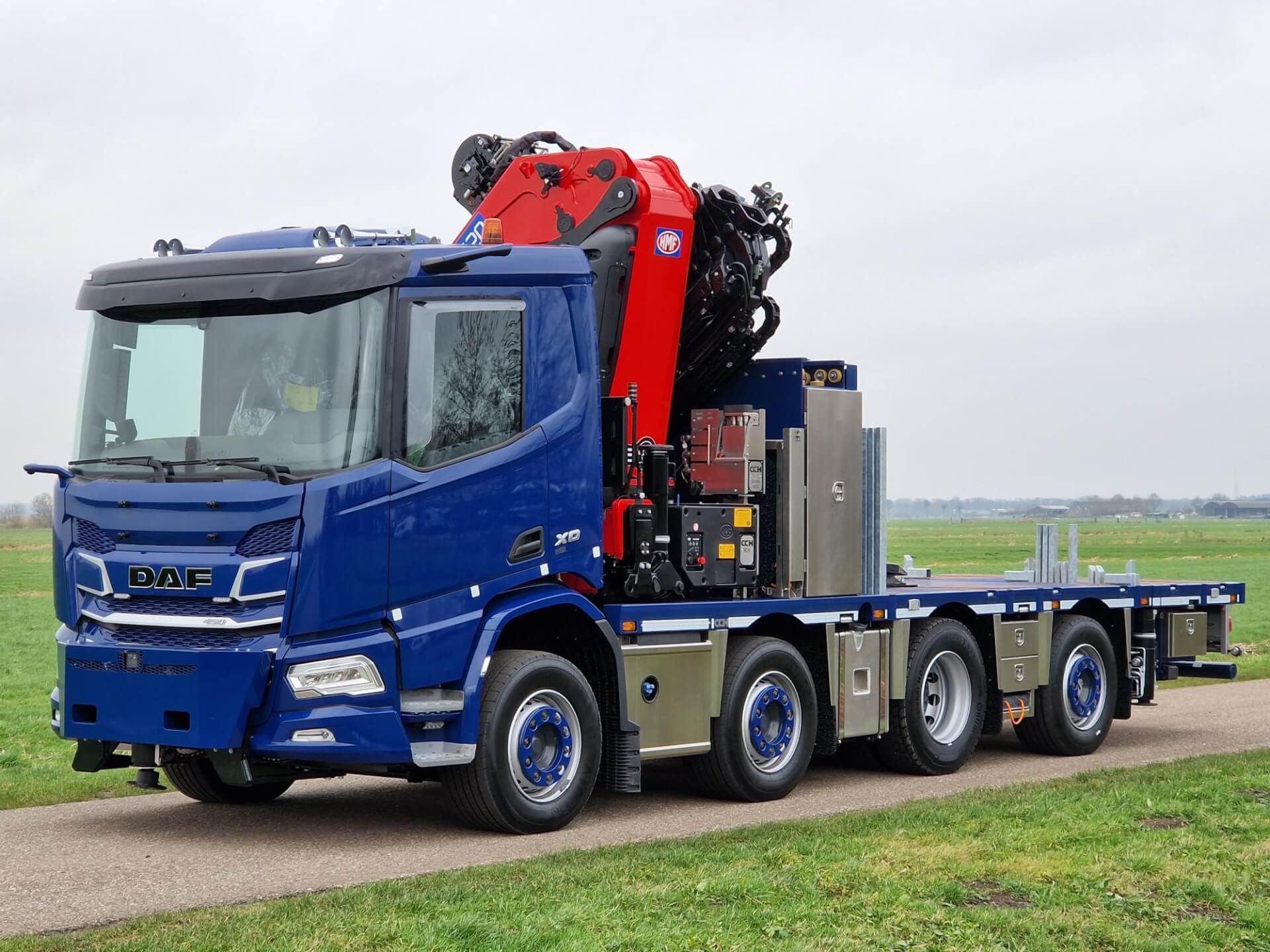 DAF_XD_450_8x2_wide-spread HMF 9520 lv 2