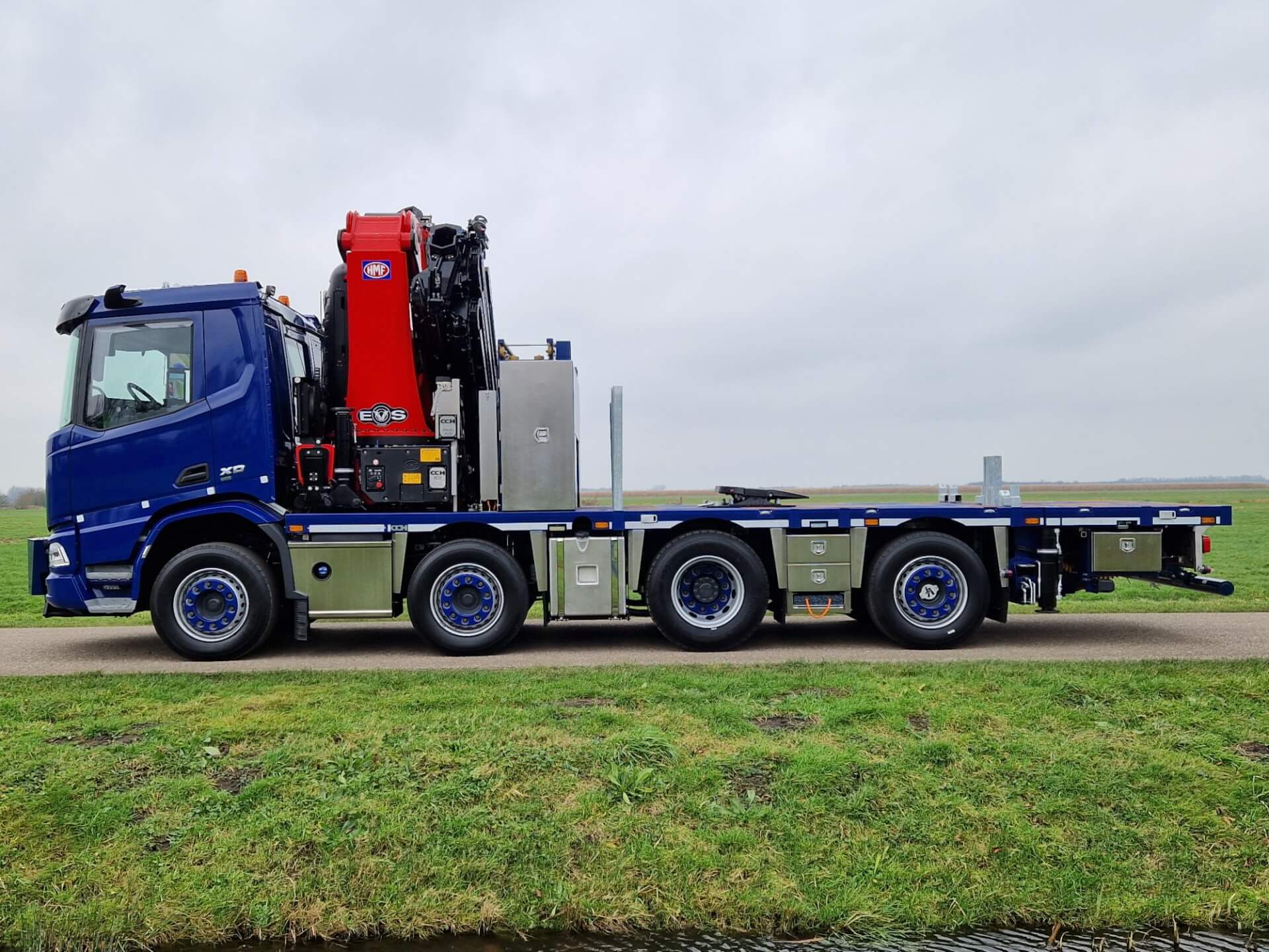 DAF_XD_450_8x2_wide-spread HMF 9520 lz 2