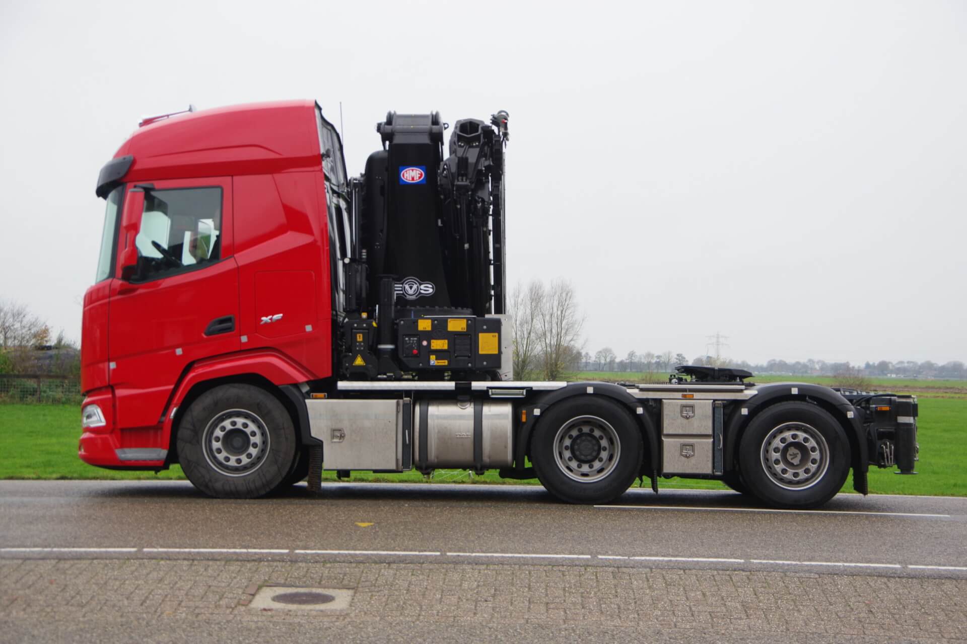 DAF_XF_6x2 Wide-sread met HMF 7020 lz