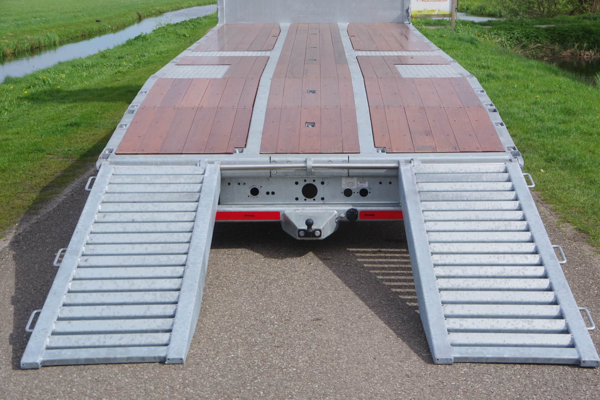 ''Domex'' rijgoten 2,10m open breed aa