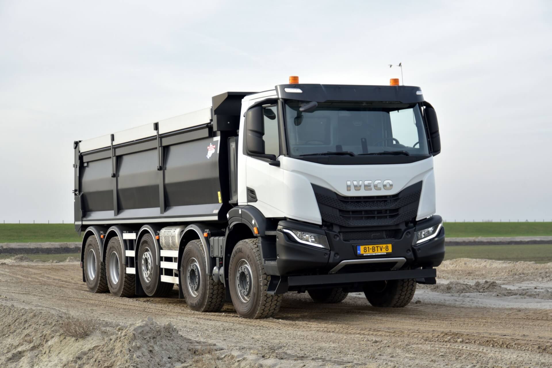 IVECO T-Way_Ruizeveld_10x4 rv