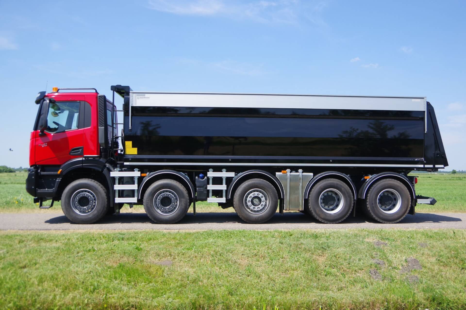 IVECO_T-way_10x4 met HYVA_Kipper lz gw