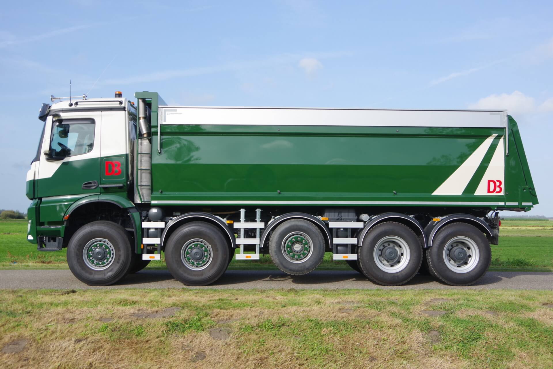 MERCEDES_10x8_DB-KIEPERS lz