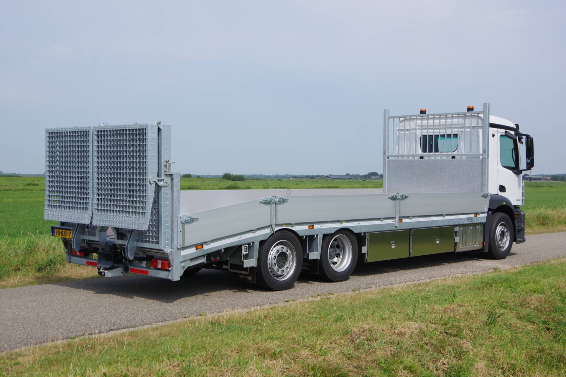 Opleg Actros 29-78 rooster klep alum. ra