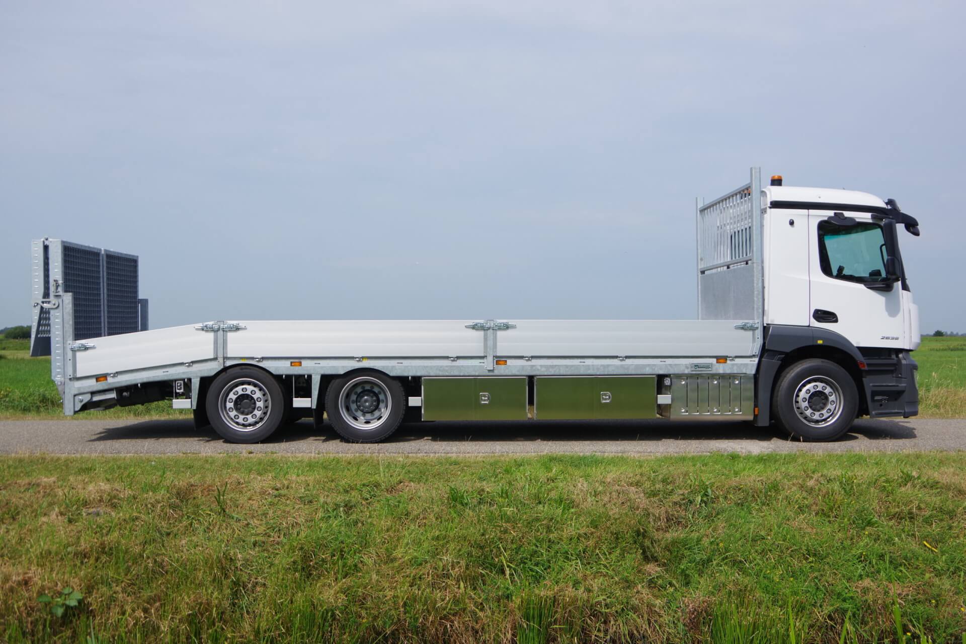 Opleg Actros 29-78 rooster klep alum. rz