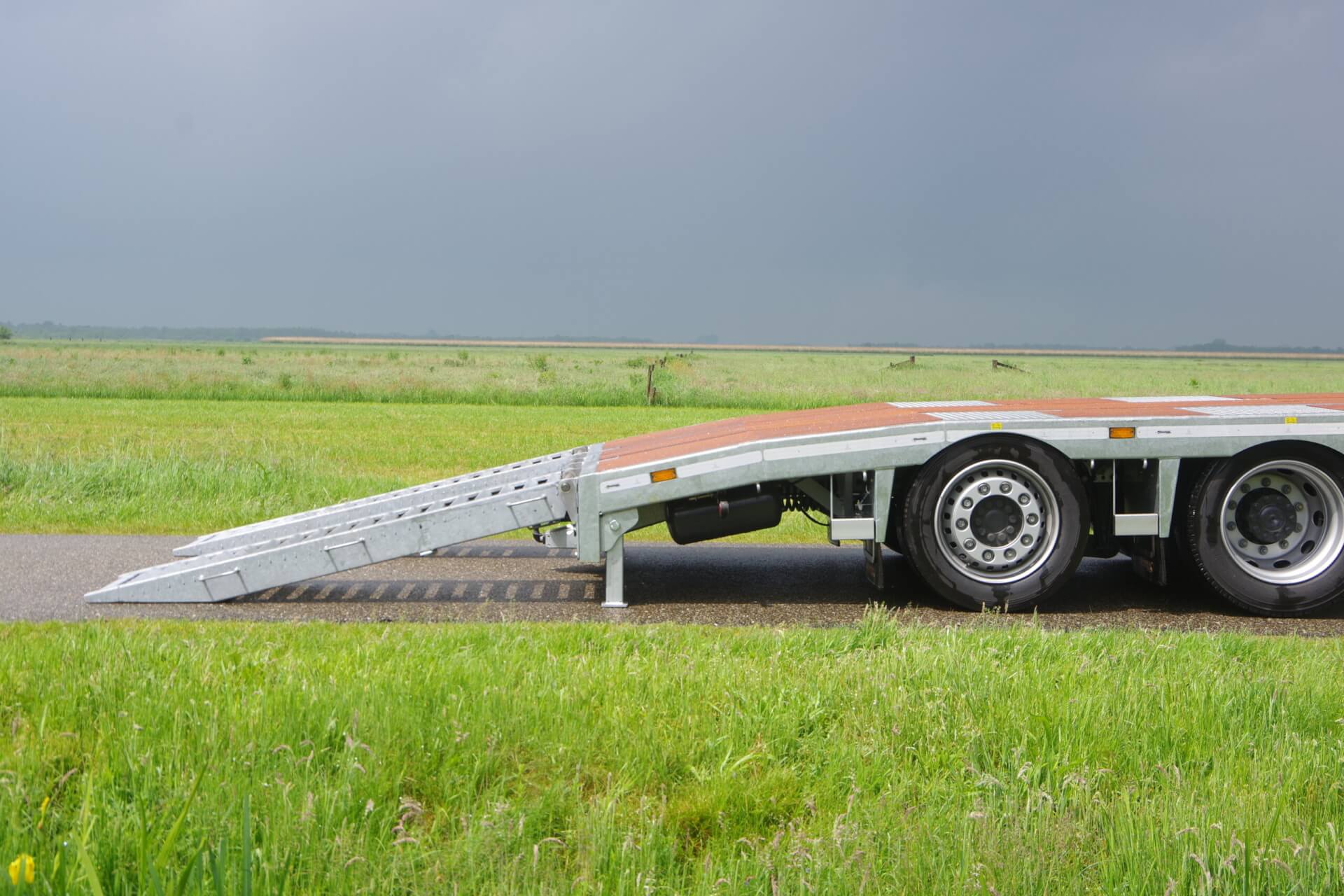 OplegrActros 29-78 ra oprijhoek