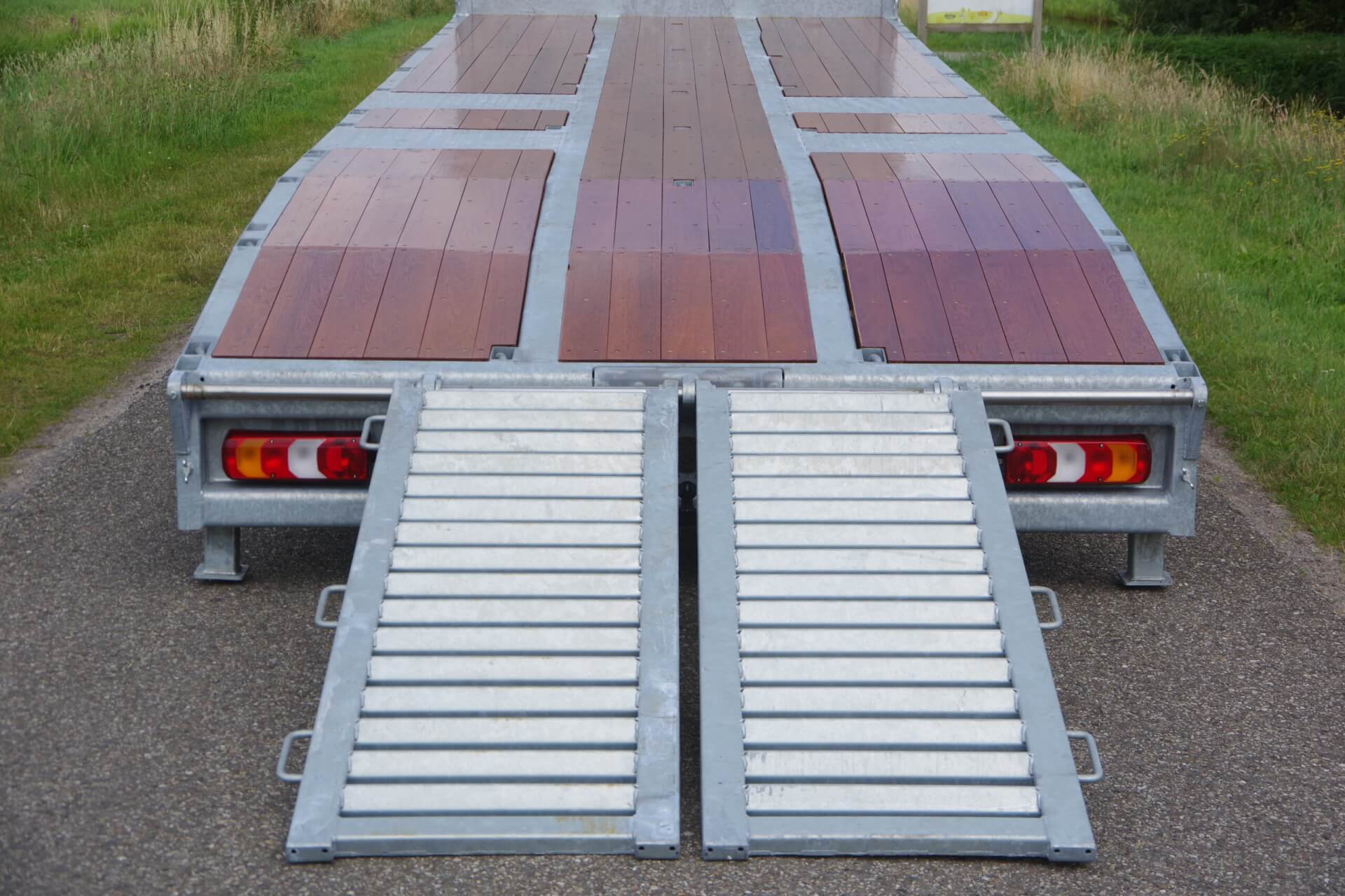 OprijActros 29-94 kleppen open aa