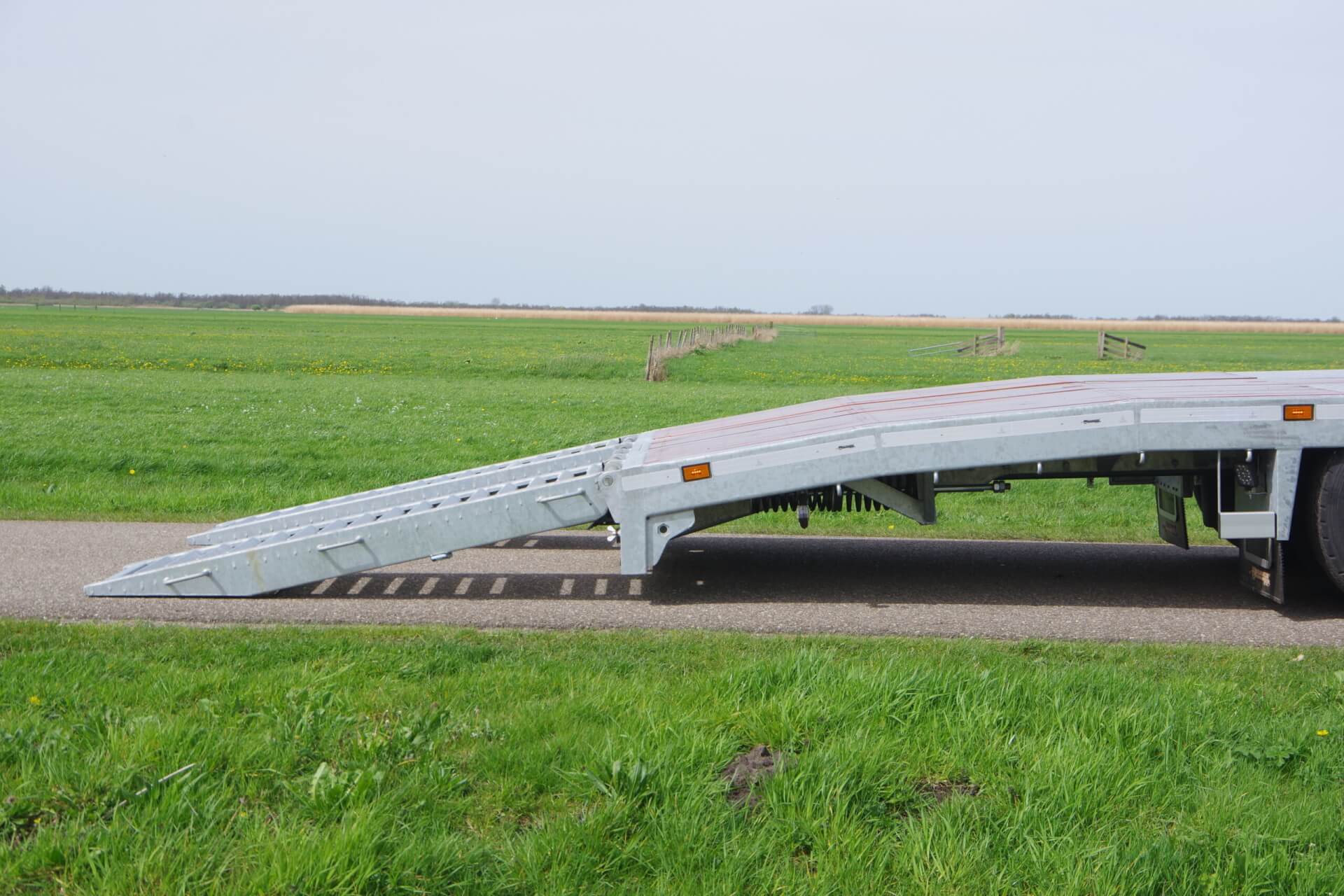 OprijSCANIA 22-75 oprijgoten close