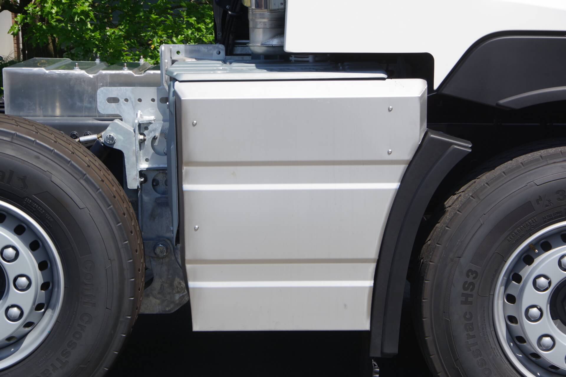 RENAULT 10x4 Quadro uitlaat tussen as1 & as2