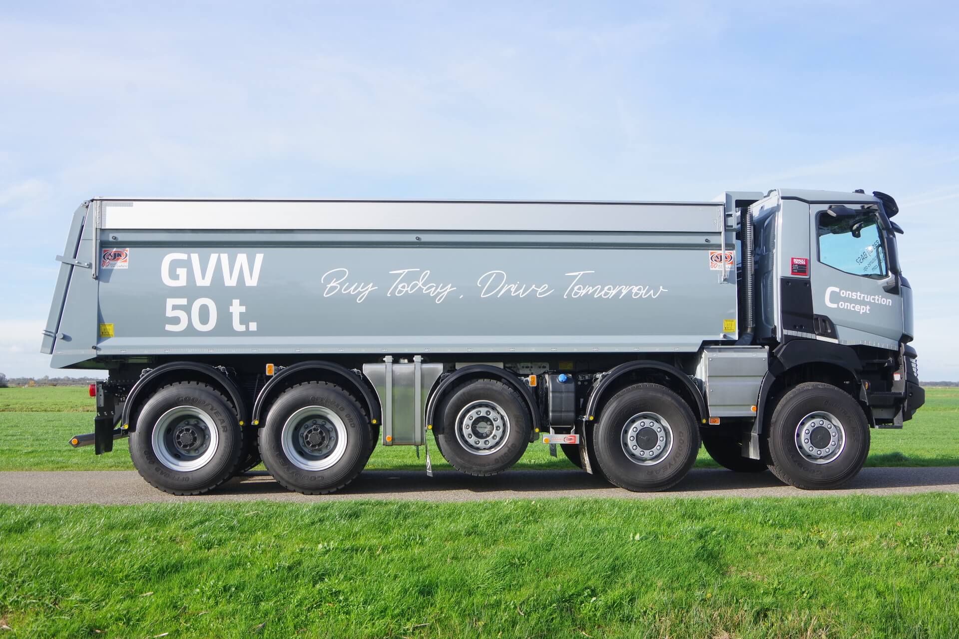 RENAULT 10x8_AJK-Kipper rz