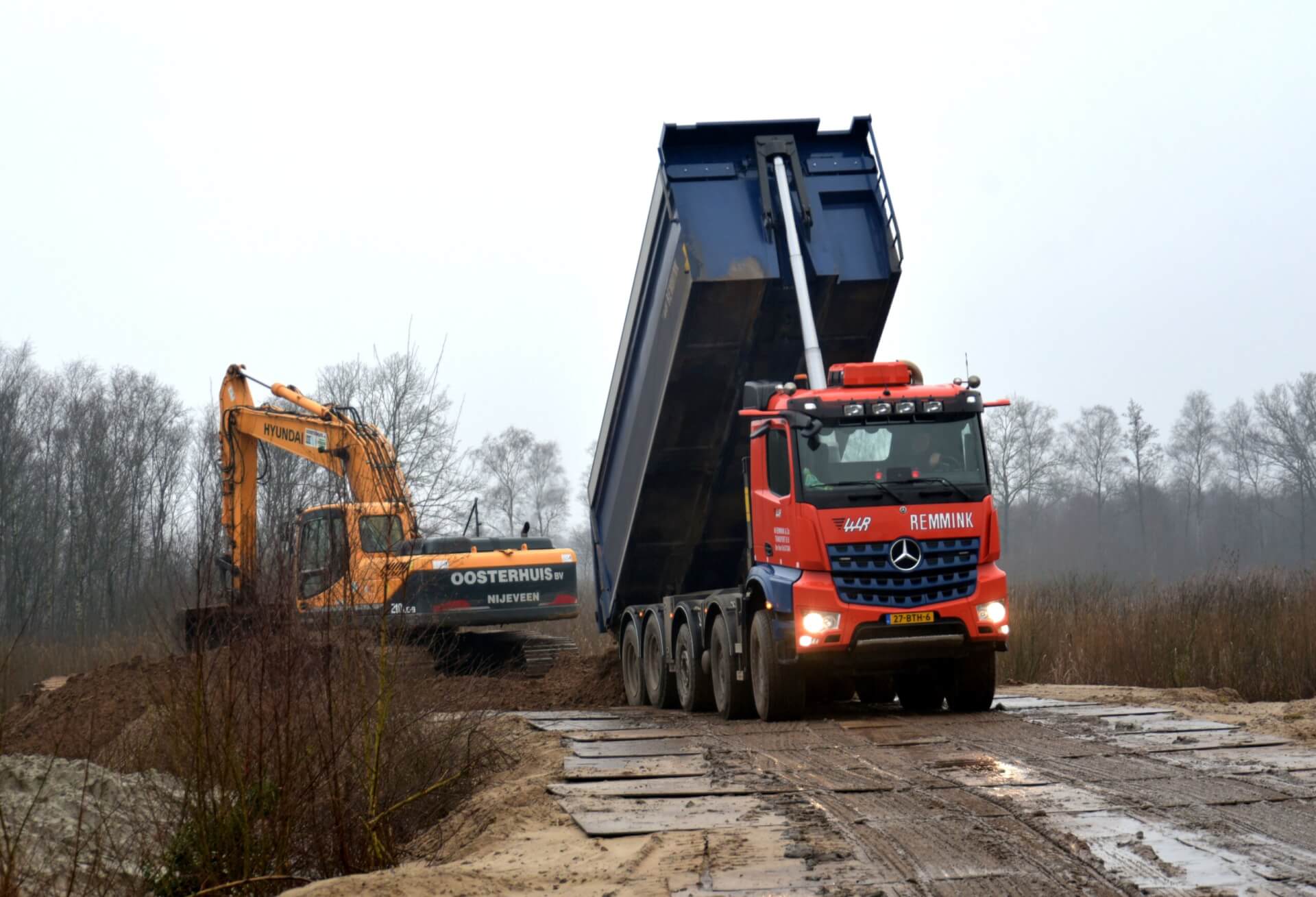 Remmink Nieuwe AROCS 10x8 kippen