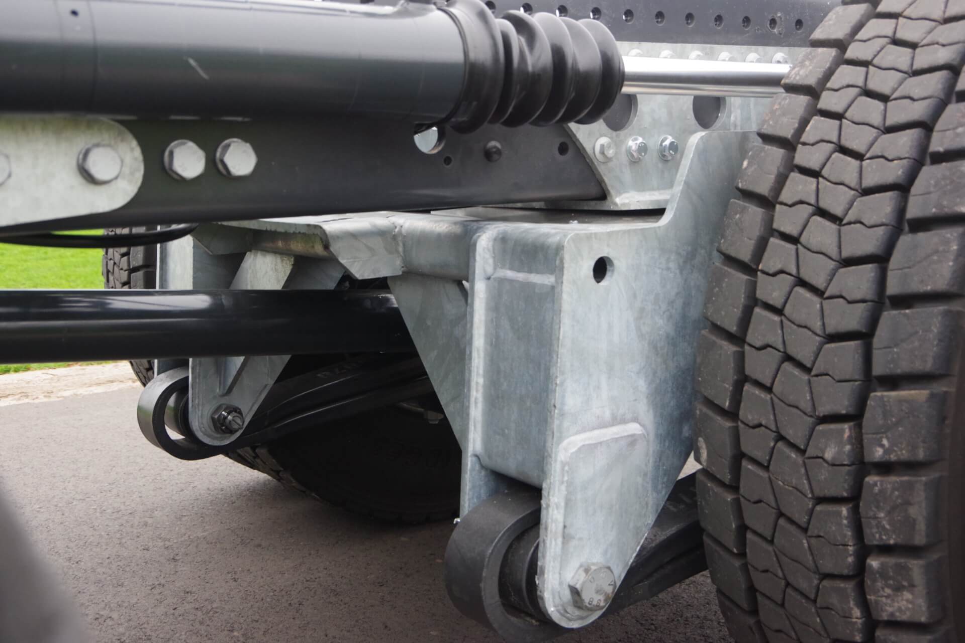 SCANIA 10x4 Wide-Spread_Luchtgeveerd Ophangpunt Luchtveren