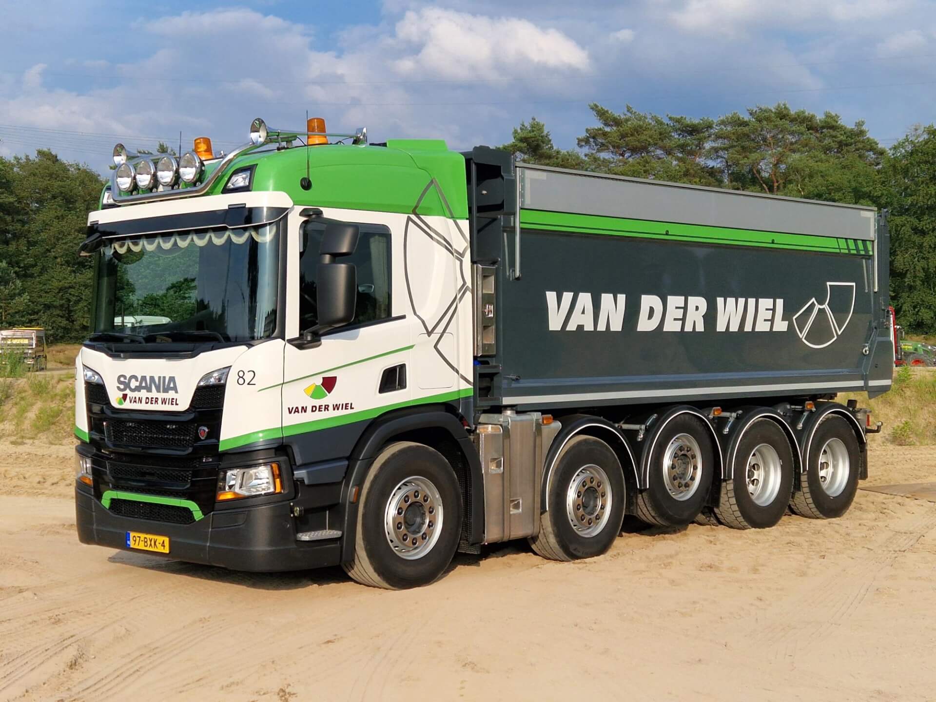 SCANIA_10x4_Quadro_Veldhuizen_vd_Wiel lv