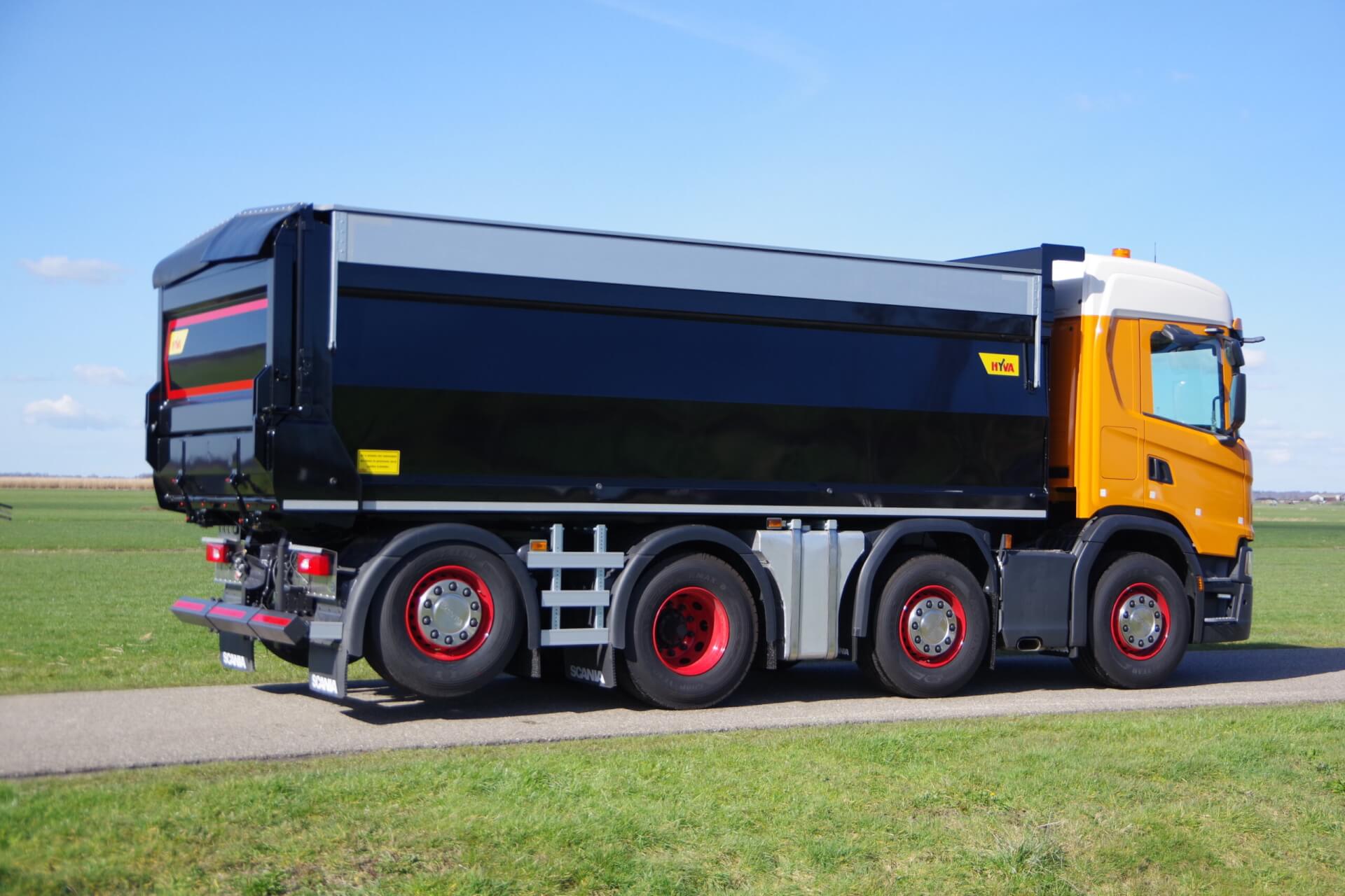 SCANIA_8X2_Wide-Spread_VELDHUIZEN_Burggraaf_HYVA ra 2