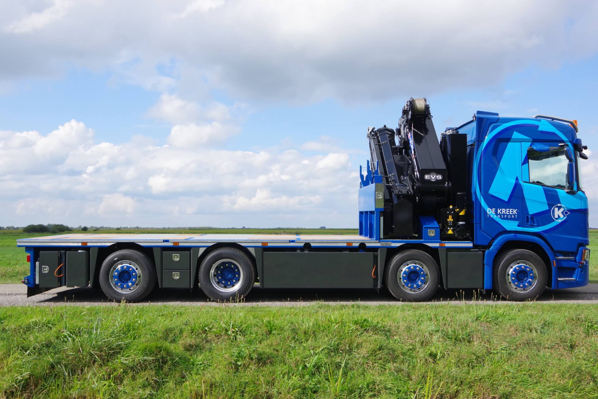 SCANIA_8x2_Wide-Spread_Kreek-Transport_HMF-9520 rz