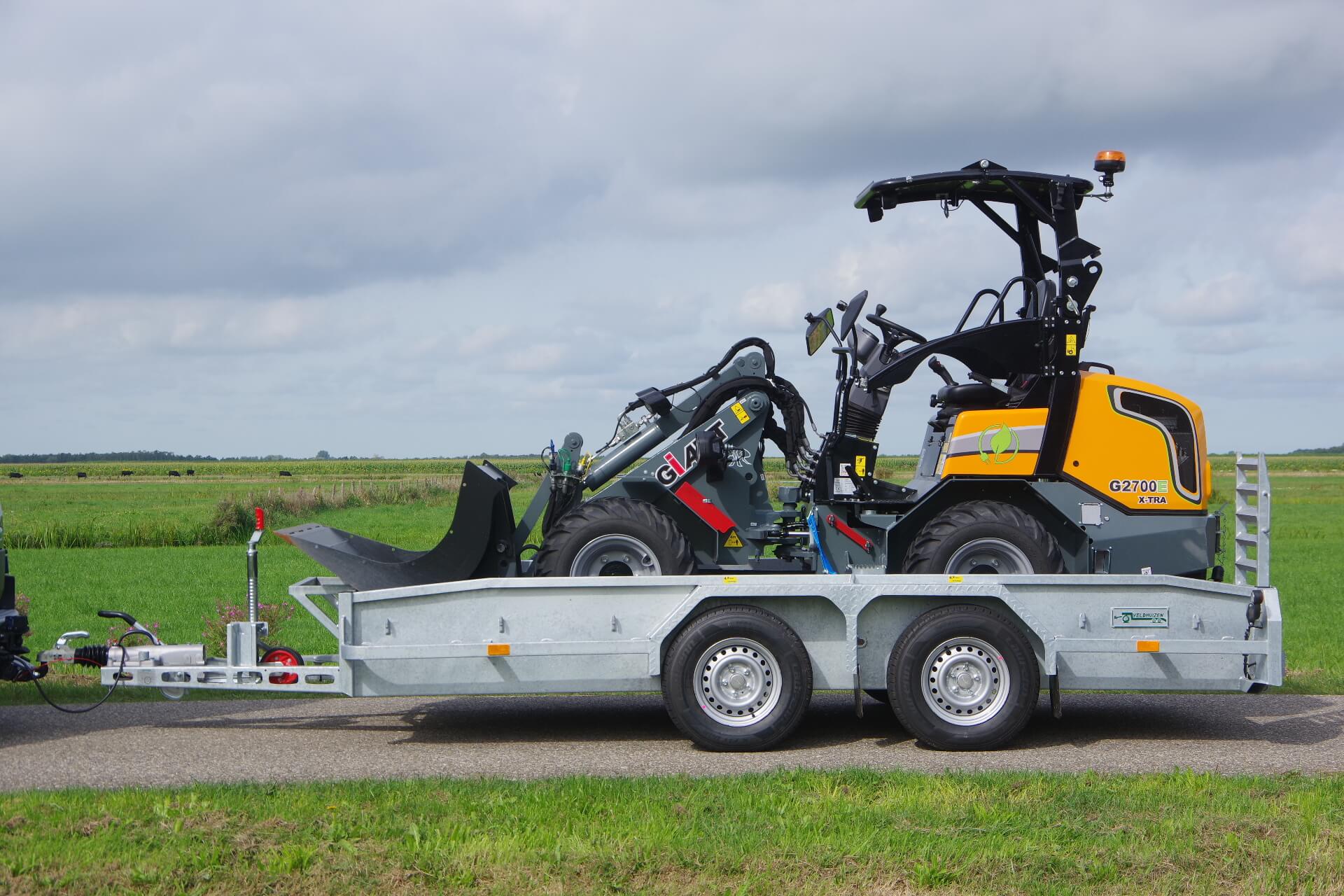 Tandemdieplader_4x1,8_met_GIANT G2700 Electric lz 2