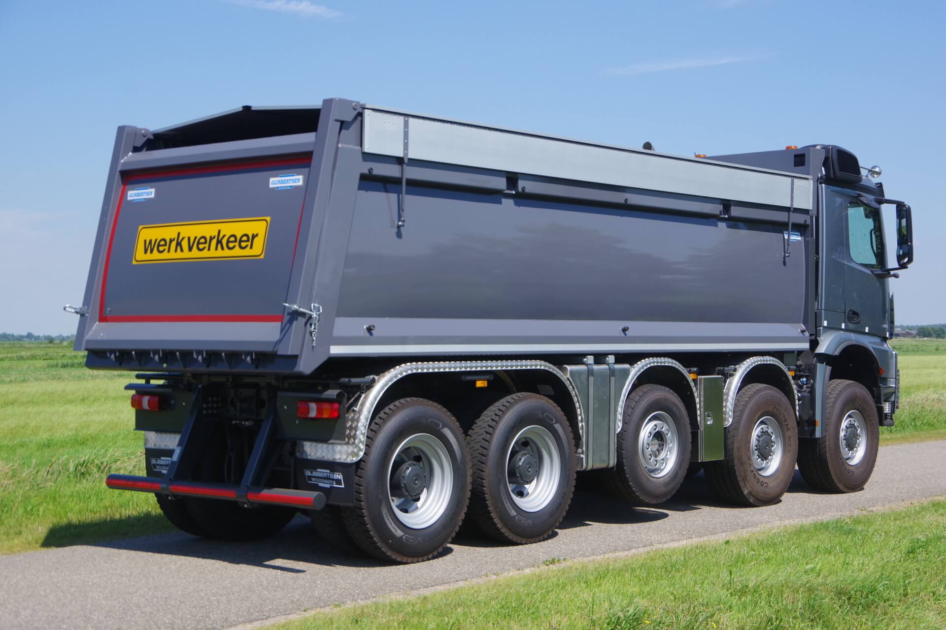 VELDHUIZEN MERCEDES-10X8 Spijkerboer ra