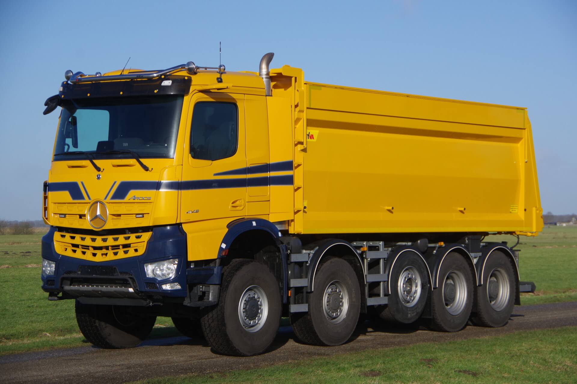 VELDHUIZEN MERCEDES-10X8 wb 4,95m Sinke lv 2