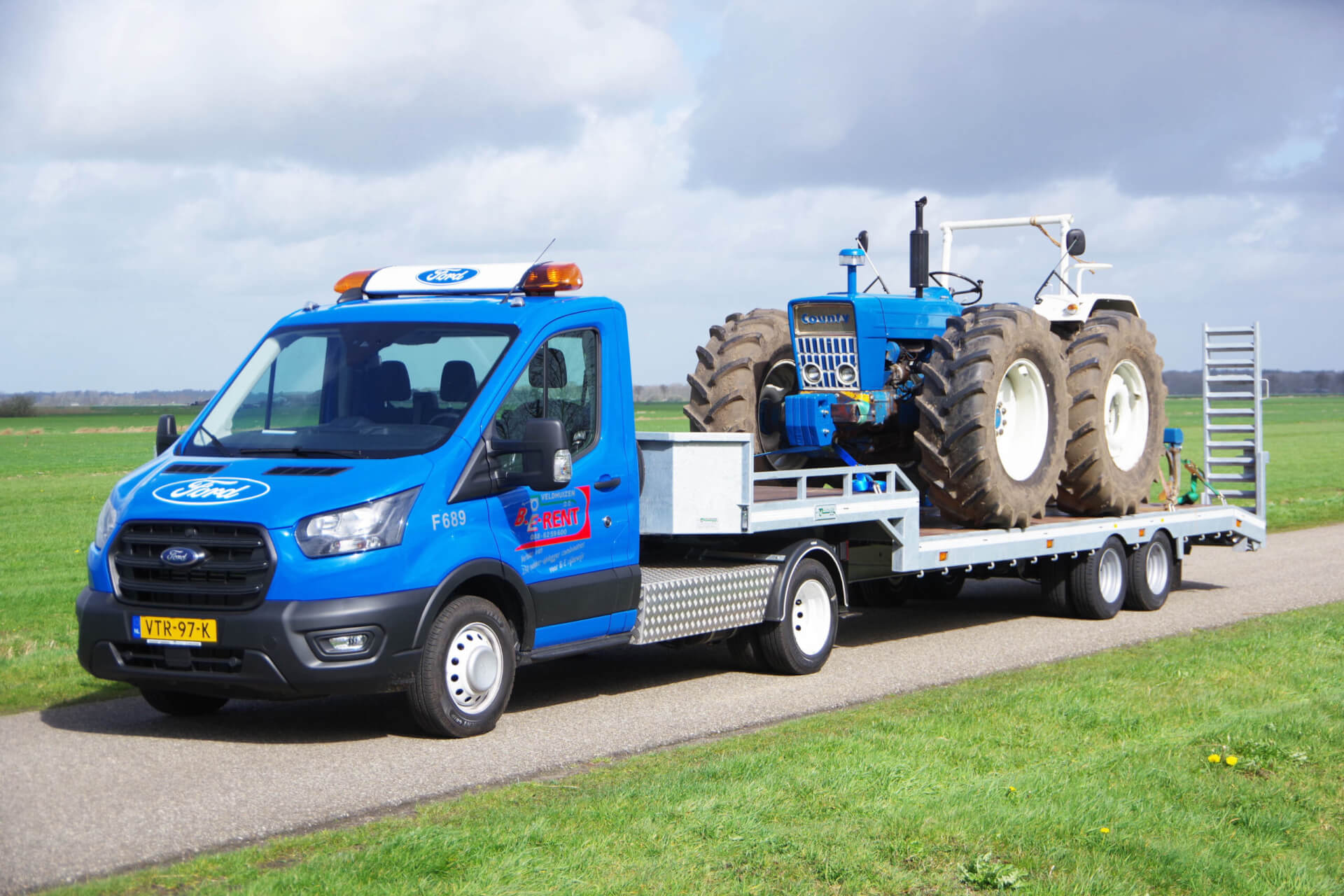 VELDHUIZEN_Ford Transit _COUNTY 954 lv 5 gw