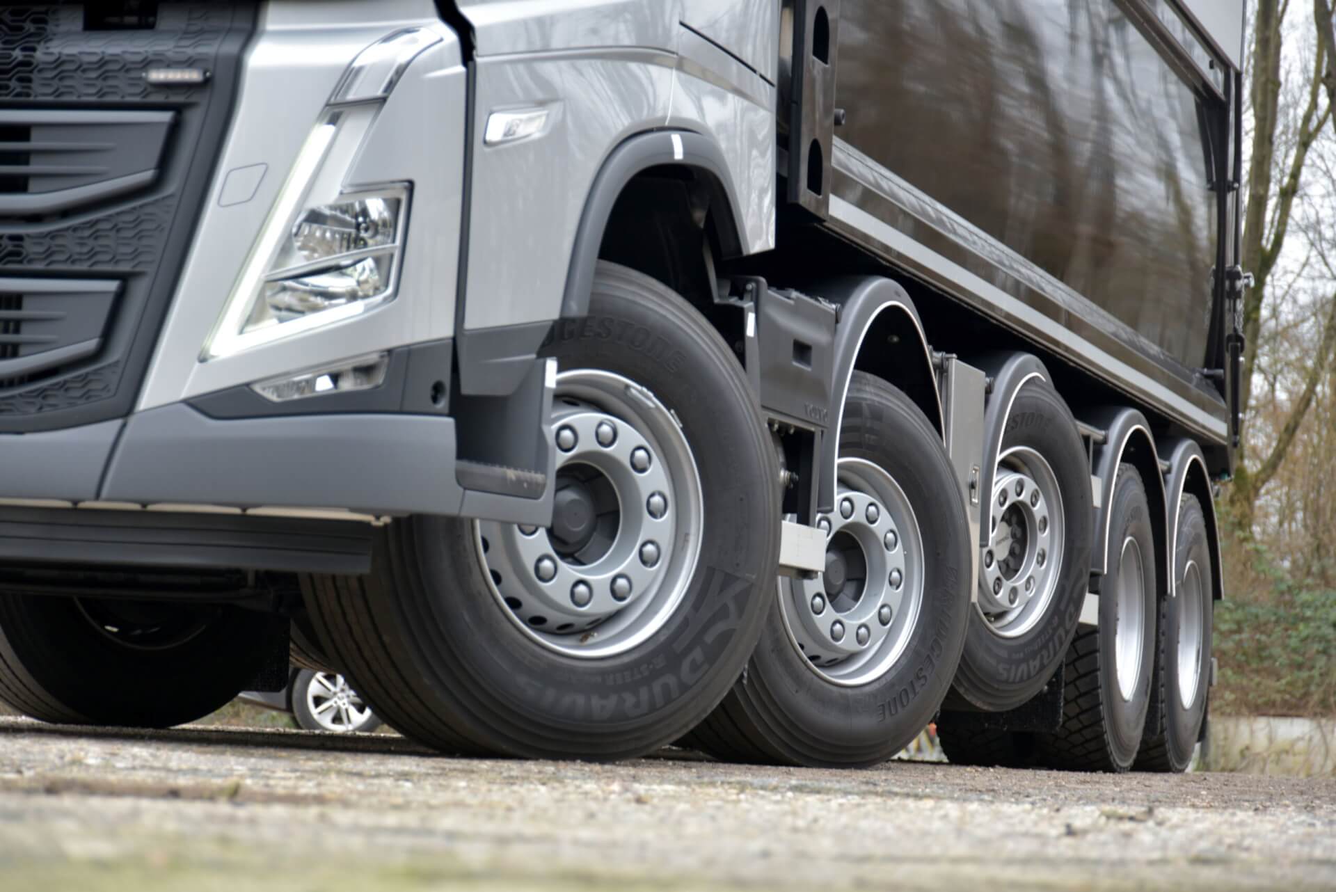 VOLVO_FH_10x4 3 assen gestuurd