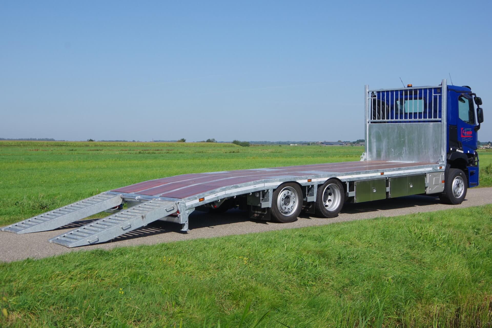 Veldhuizen-RENAULT oprijwagen 29-85 goten open rz 1