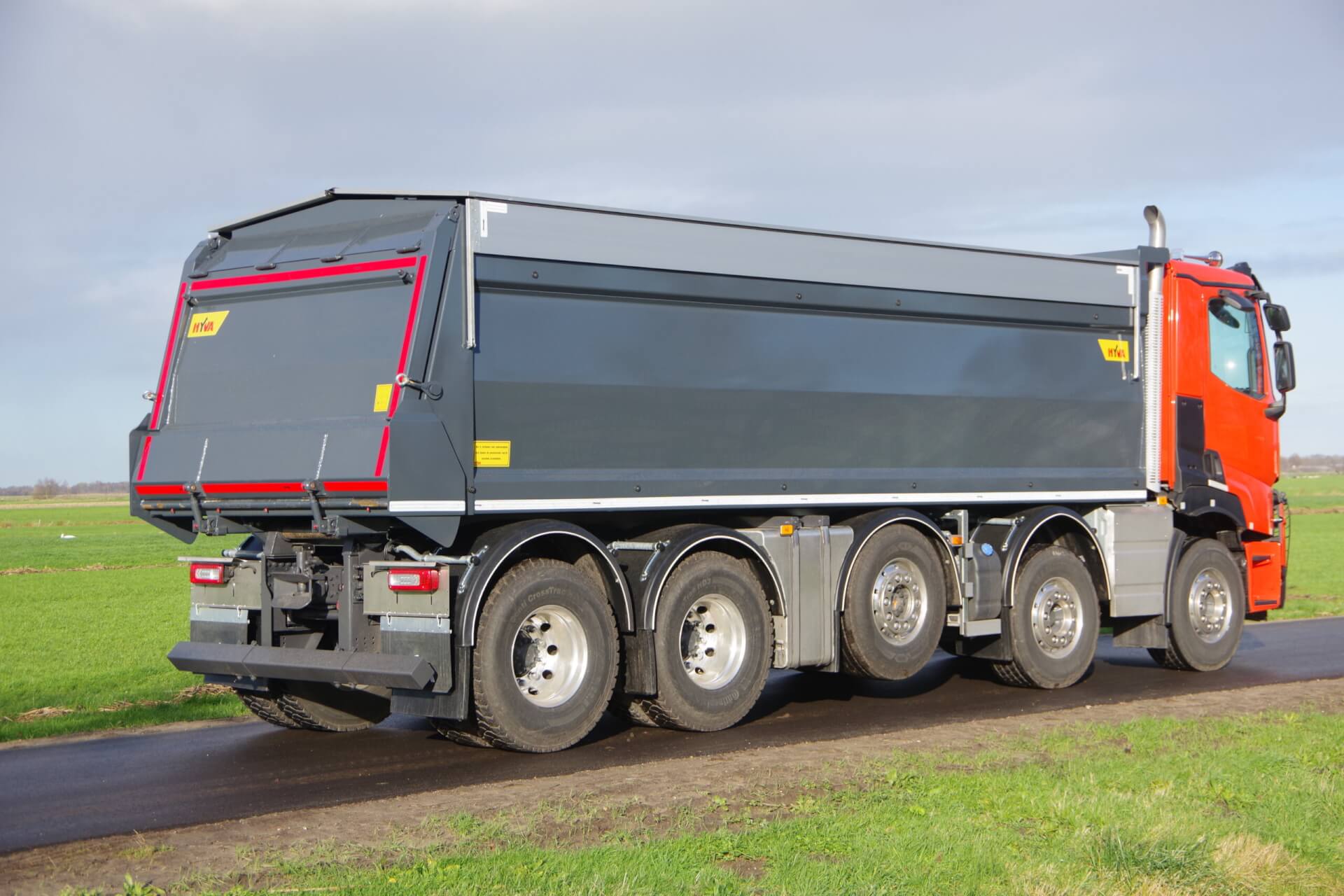 Veldhuizen_Renault_C520_10x4_Oranje ra 3