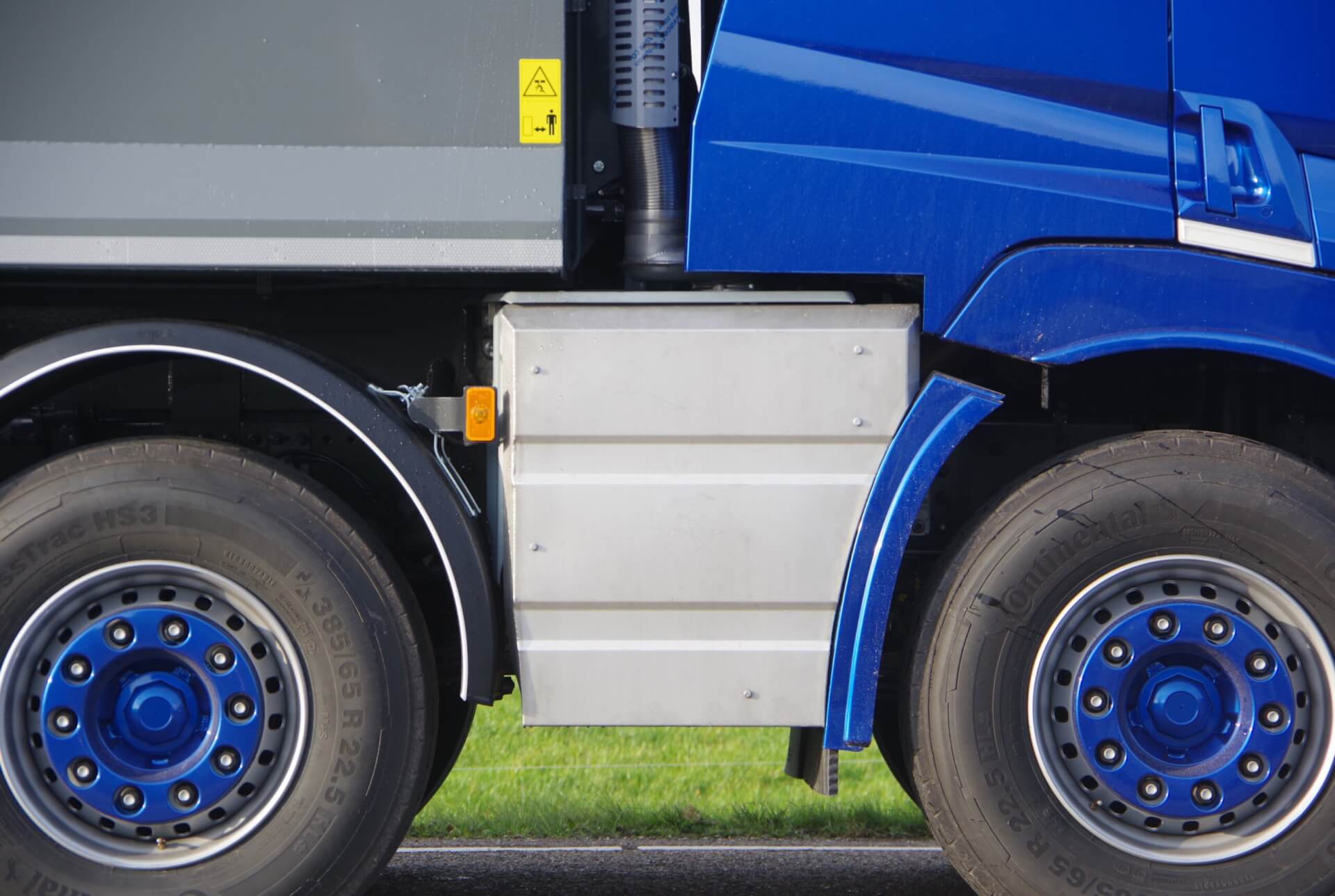 Veldhuizen_Renault_C520_Sleeper_10x4_Jan_Bakker uitlaat