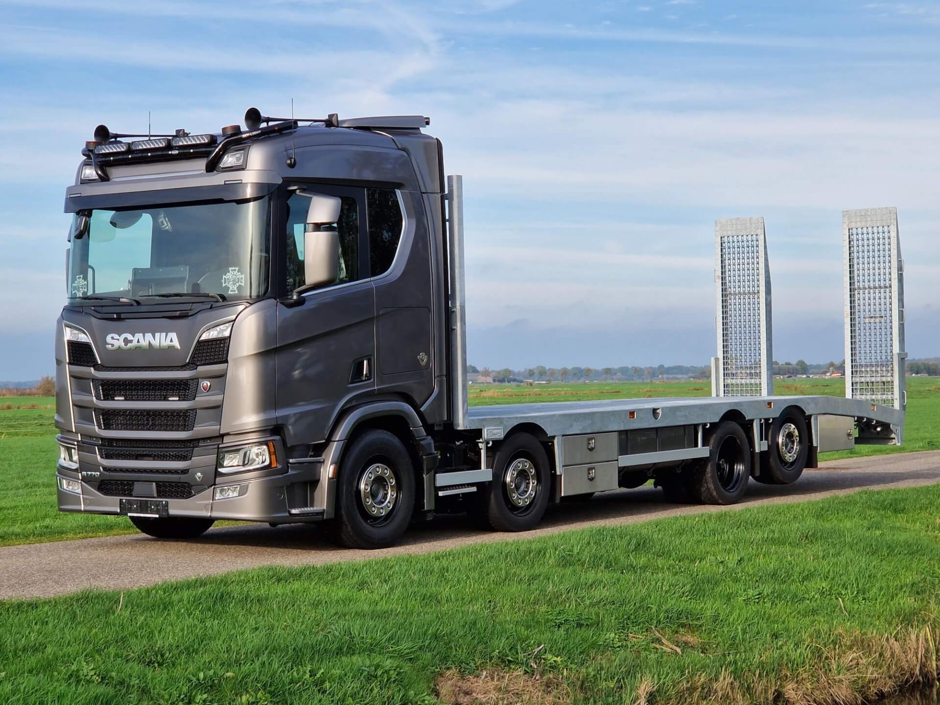 Veldhuizen_SCANIA_8x2_Safety-control lv 2