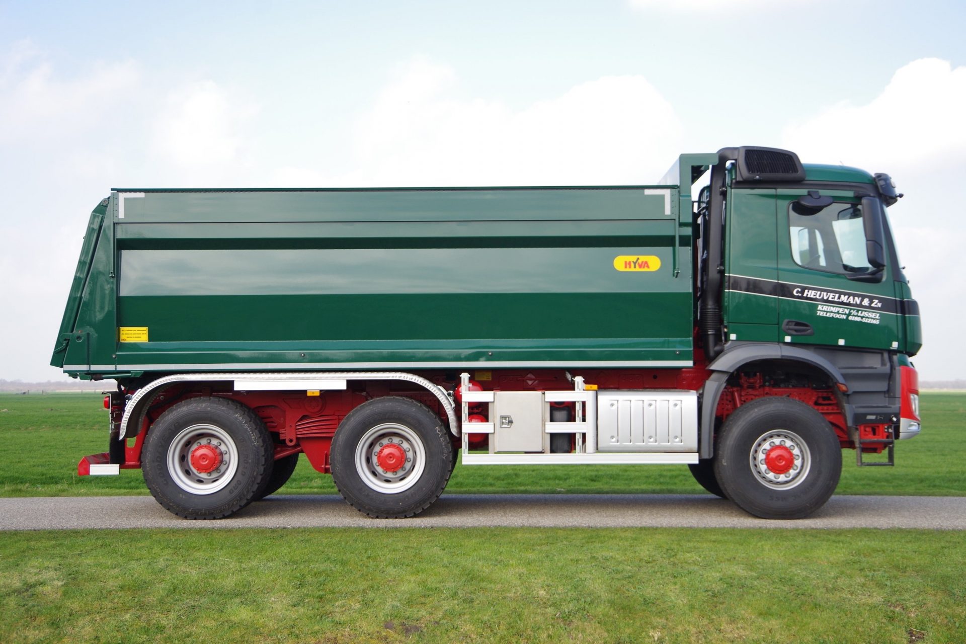 Arocs 3542 met Hyva Kipper rz 3