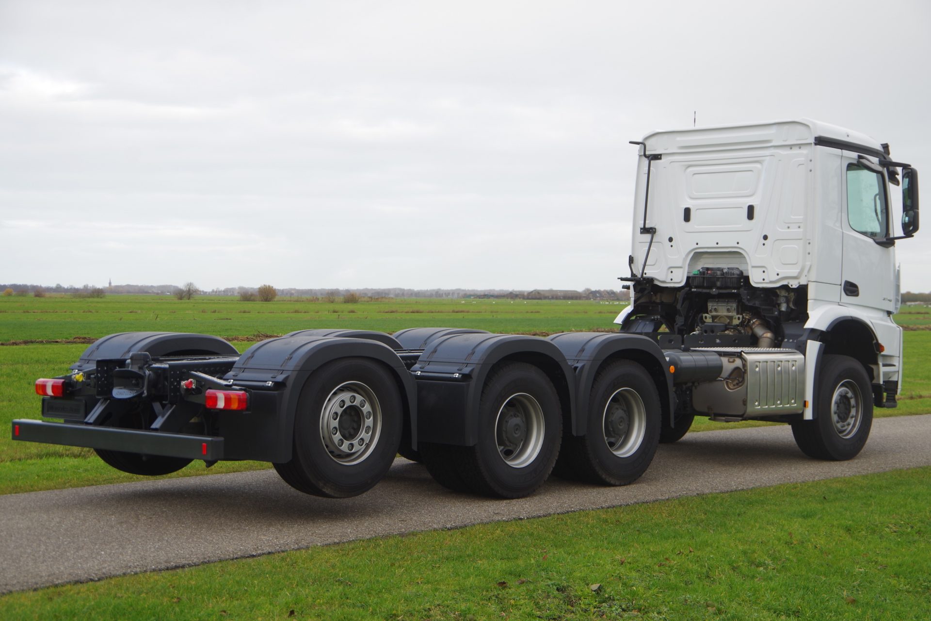 Arocs 3946 Wide Spread chassis ra 1