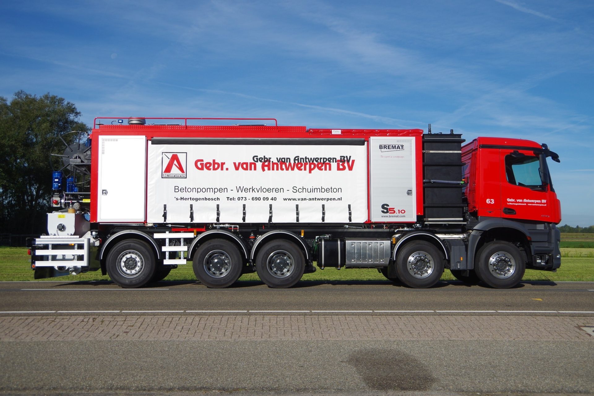 Arocs 4951 met Bremat opbouw rz