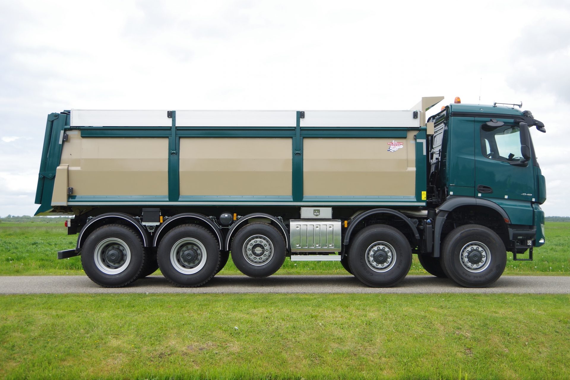 Arocs 5048 v Vliet rz 1