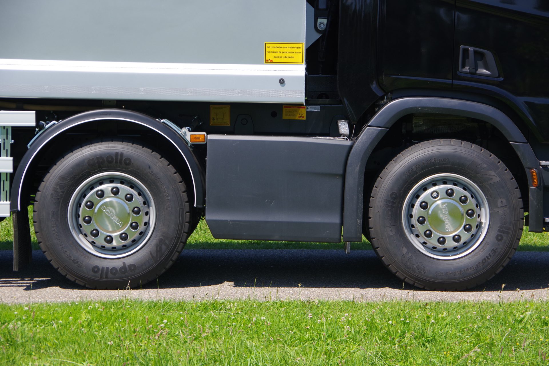 Assen geplaatst op 2.240 mm