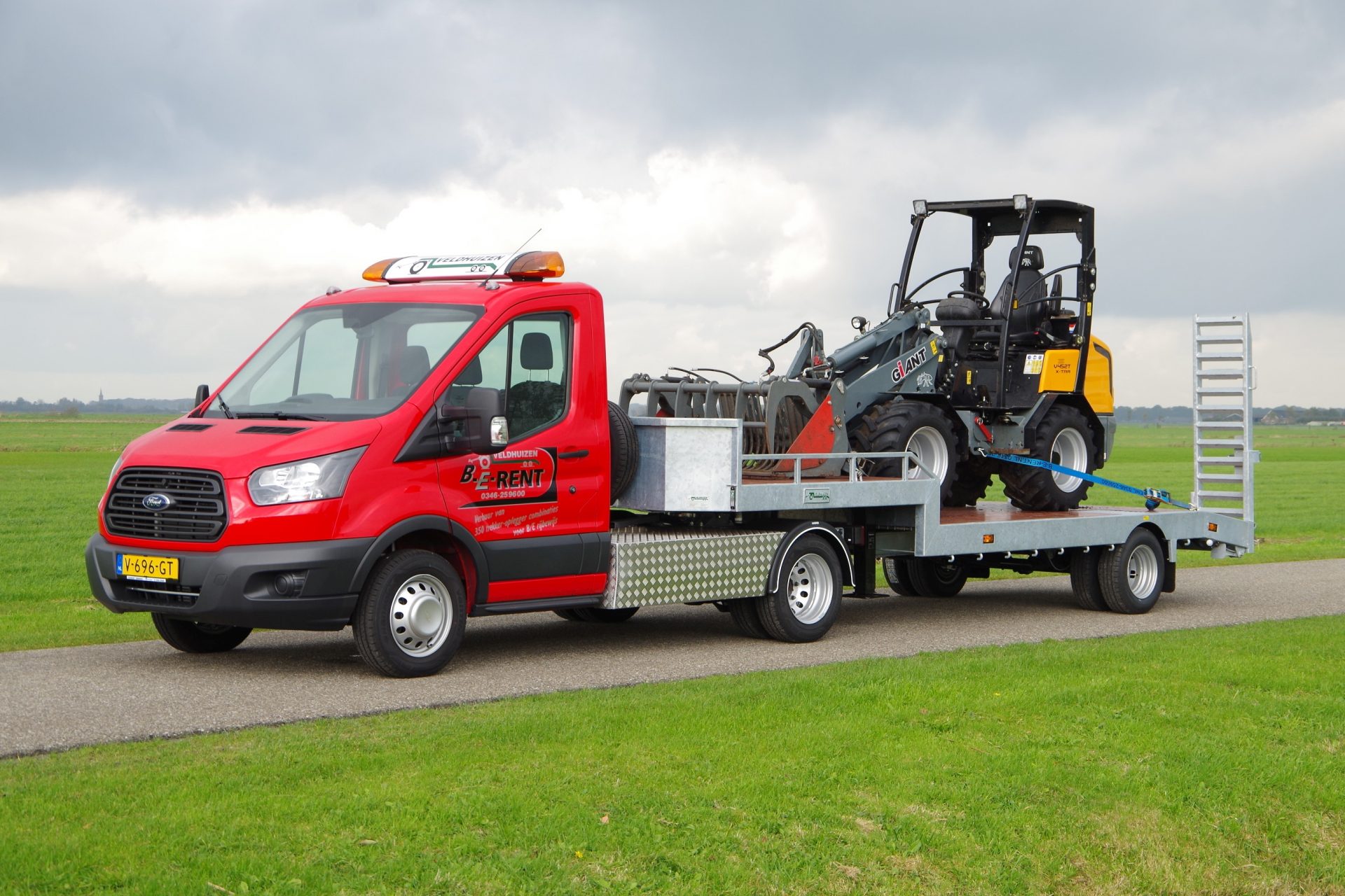 Boven 5,0T 4m semi en verhuur 7,0T semi 4m