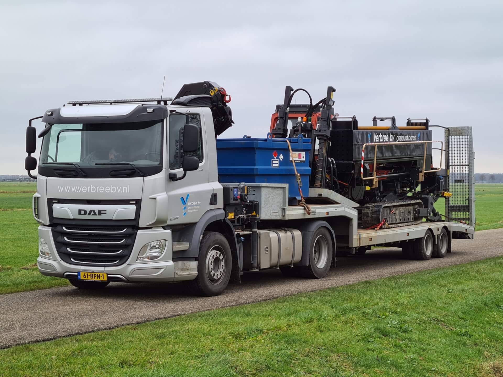 CF 410 met 7M semi Ditch Witch lv 5