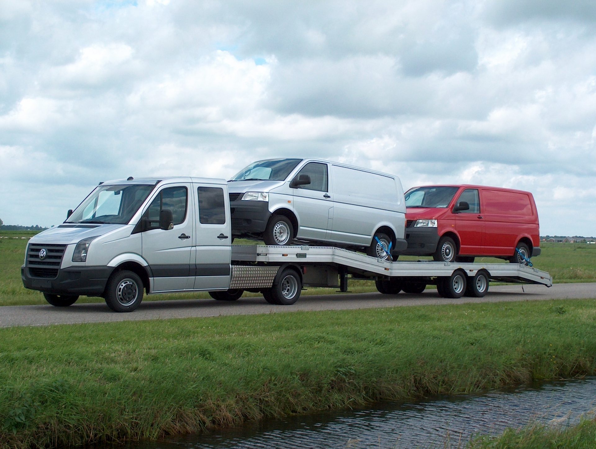 Volkwagen Crafter  auto transport oplegger