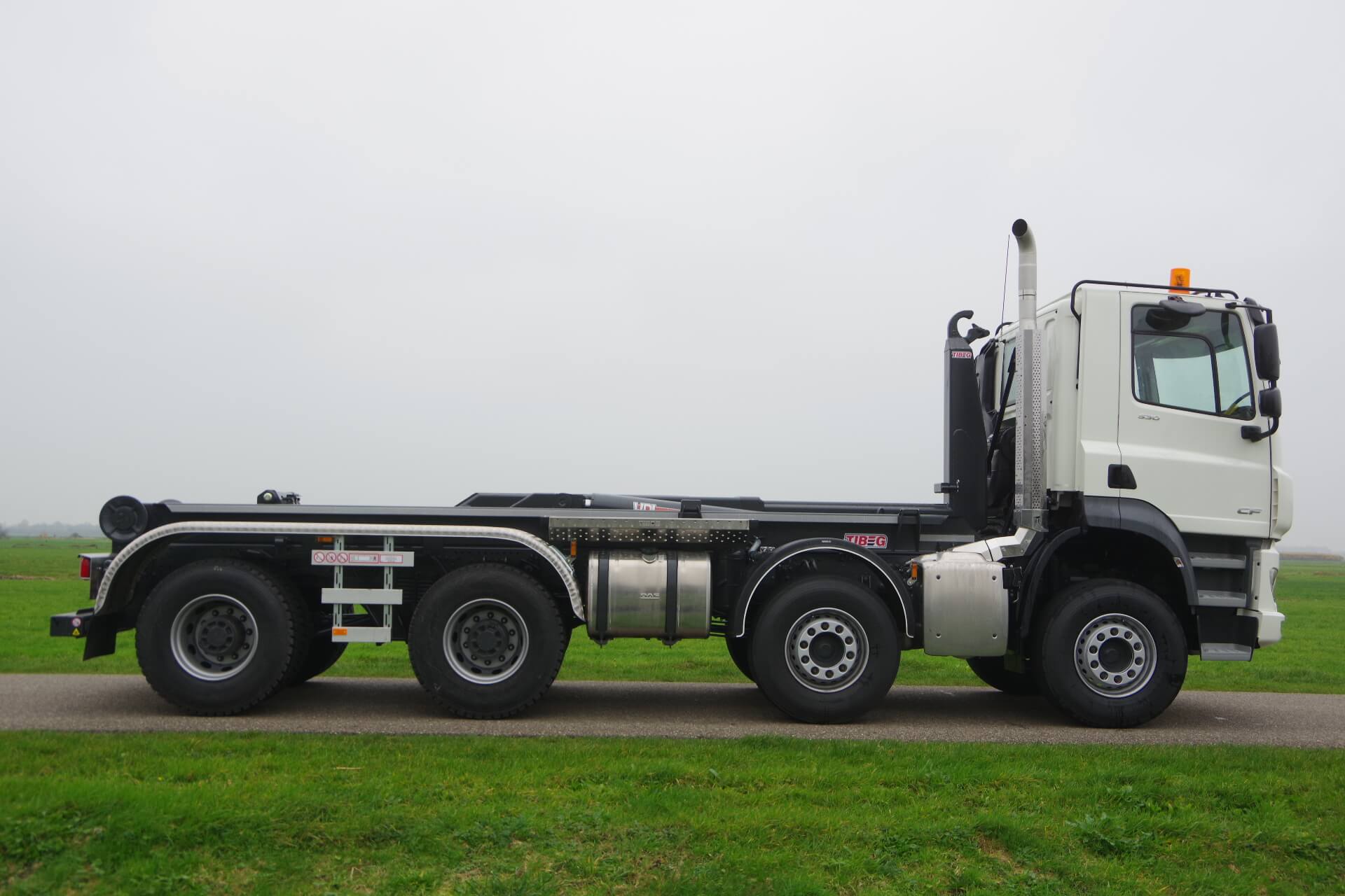 DAF_FAD530_VDL-haakarm_Wide-spread rz