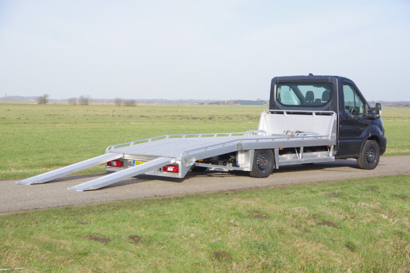 e-TRANSIT oprijwagen rijgoten open ra