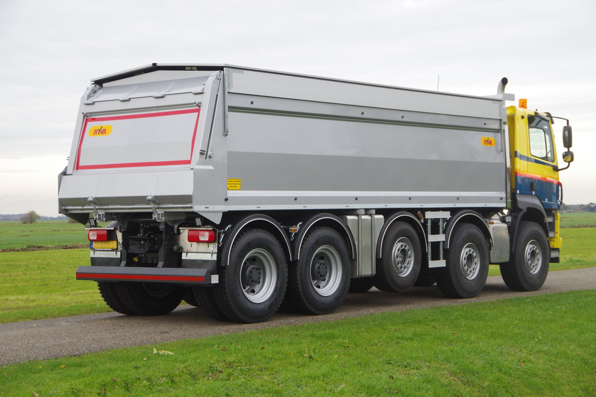 FAD 10x4 Maessen ra 3